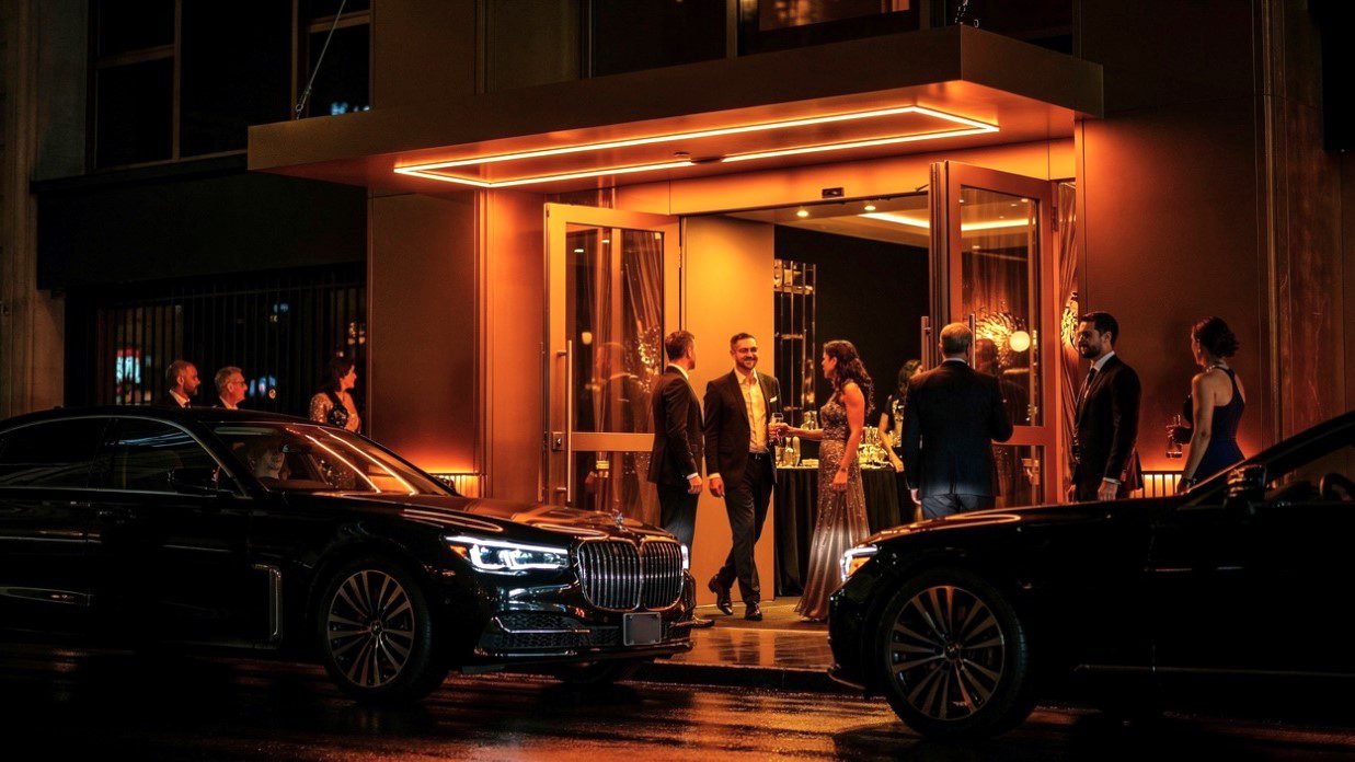 a-breathtaking-exclusive-nightclub-entrance-at-nig